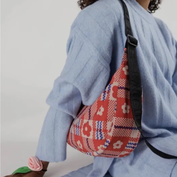 BAGGU X Sandy Liang Crescent Bag BNWT - Picture 2 of 4